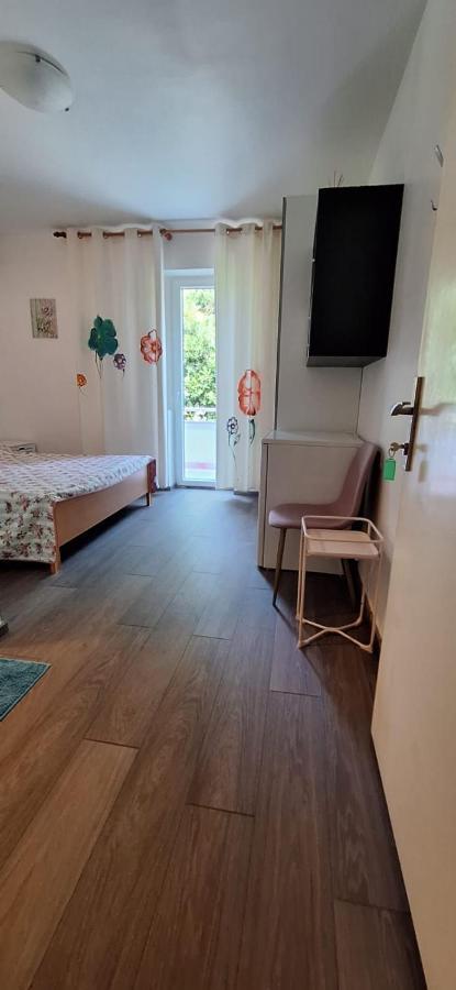 Apartments Villa Milenka Novalja Exteriör bild